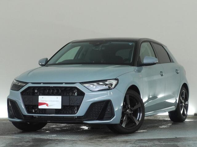 A1スポーツバック25 TFSI Sライン