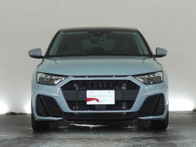 A1スポーツバック25 TFSI Sライン