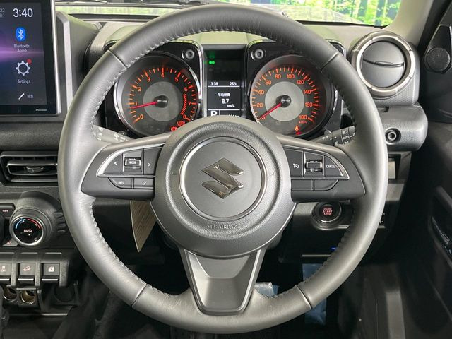 �y�N���[�Y�R���g���[���z�������H�����N���N���s�B�A�N�Z���𗣂��Ă���葬�x�ő��s���ł��A�������^�]���̕��S���y��!�����E�������ȒP�ȃX�C�b�`����Œ����ł��܂��B