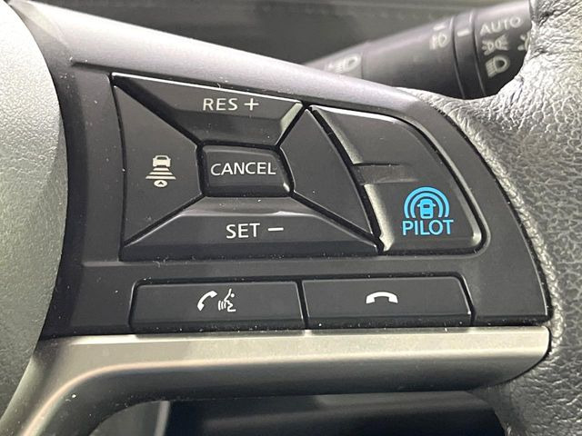 セレナ1.2 e-POWER ハイウェイスターV