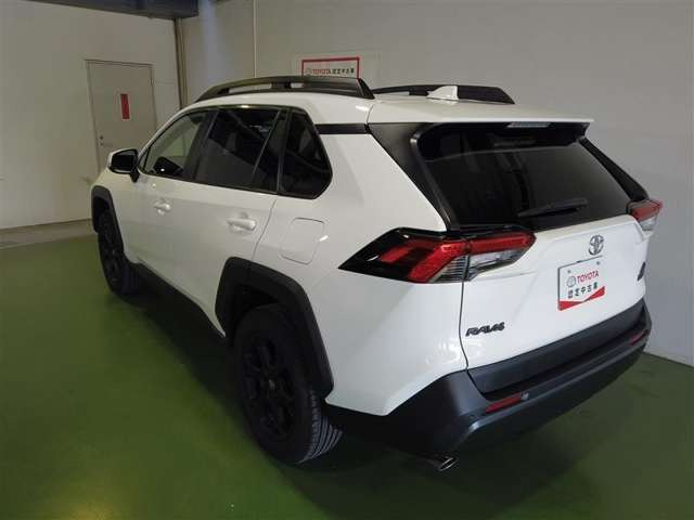 RAV42.0 アドベンチャー オフロードパッケージ 4WD