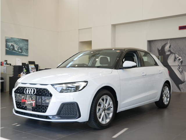 A1スポーツバック25 TFSI アドバンスド