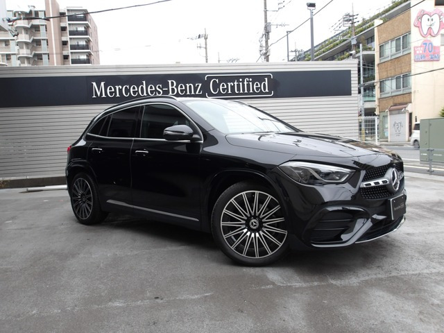 GLAクラスGLA200d 4マチック AMGラインパッケージ 4WD