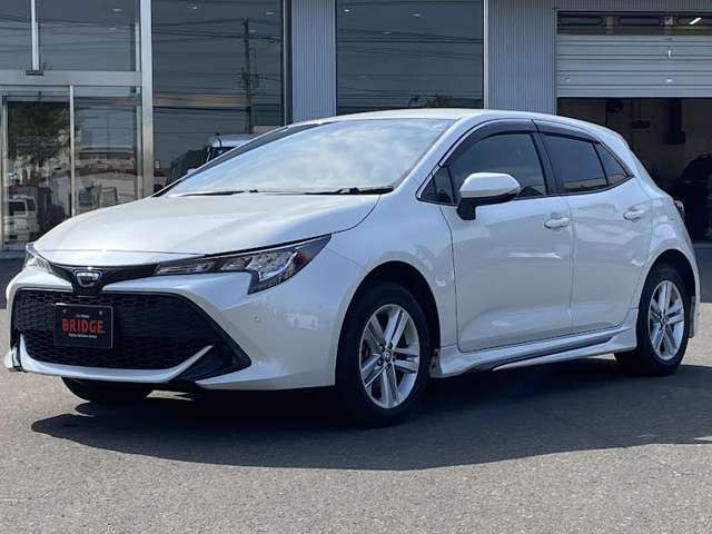 カローラスポーツ1.2 G 4WD