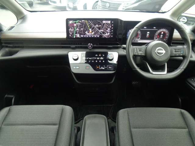 セレナ1.4 e-POWER ハイウェイスターV
