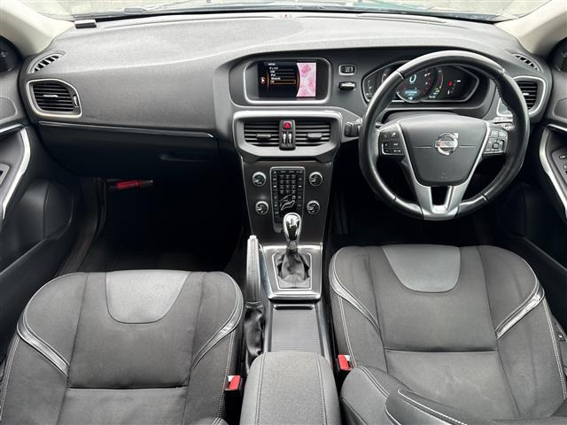 V40T4 スポーツ