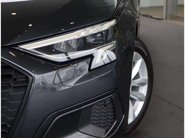 A3セダン30 TFSI