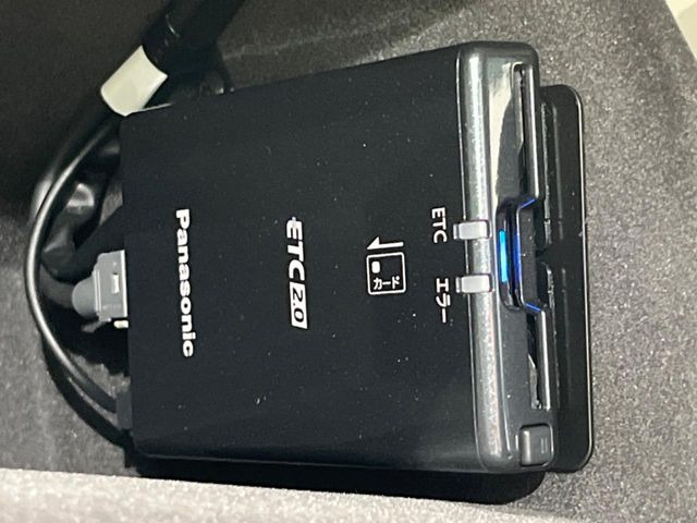 【ETC】高速道路の料金所をストレスなく通過!話題のスポットやサービスエリアに多い「スマートIC」利用時は必須のアイテムです。当店でセットアップを実施、ご納車当日からすぐにご利用いただけます!