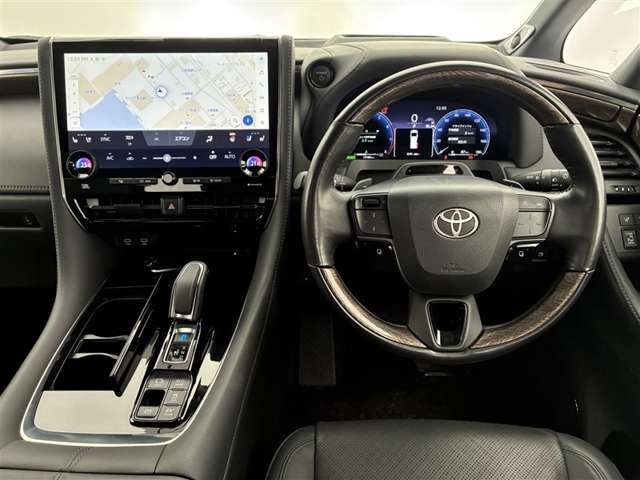 アルファードハイブリッド 2.5 エグゼクティブ ラウンジ E-Four 4WD