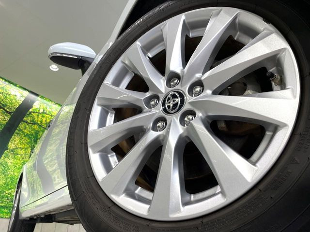 �y����17�C���`�A���~�z�C�[���z�O�ςɃ}�b�`���������A���~�z�C�[���𑕒����Ă���܂��B�e��ЊO�A���~�z�C�[����A�X�^�b�h���X�^�C�����戵�����Ă���܂��B���񂲑��k����������