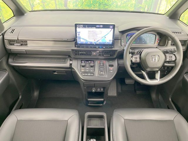 ステップワゴン2.0 e:HEV スパーダ