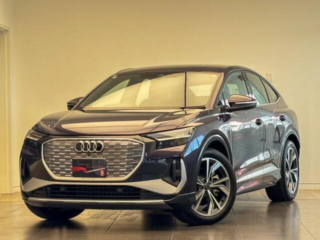 Q4スポーツバックe-tron45 Sライン