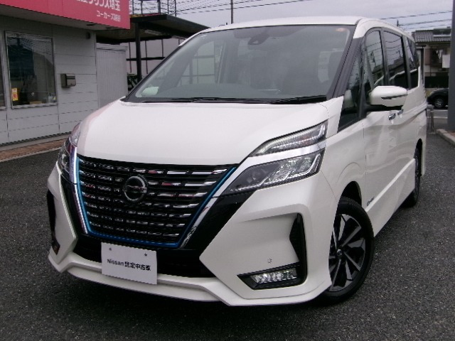 セレナ1.2 e-POWER ハイウェイスターV
