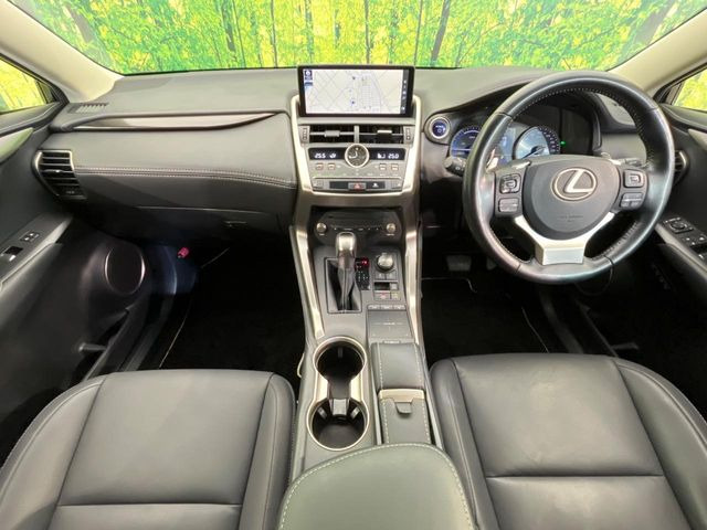 NX300h ブラック シークエンス