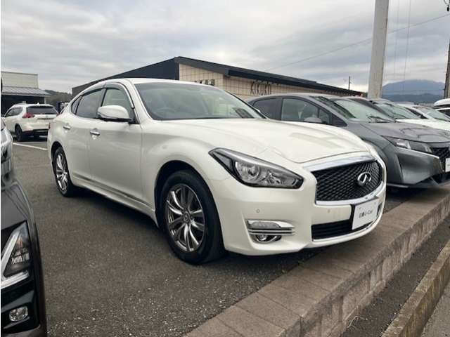 フーガ3.7 370GT FOUR 4WD