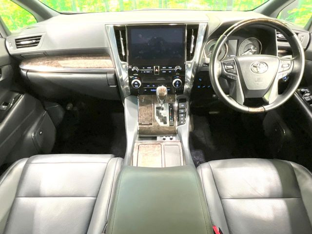 アルファードハイブリッド 2.5 エグゼクティブ ラウンジ S E-Four 4WD