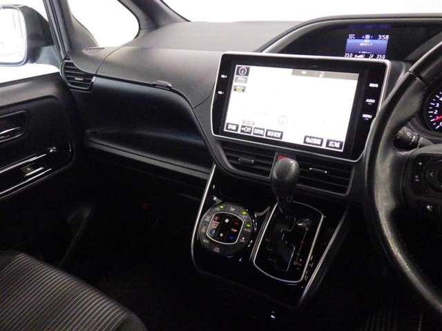 ヴォクシー2.0 ZS 煌