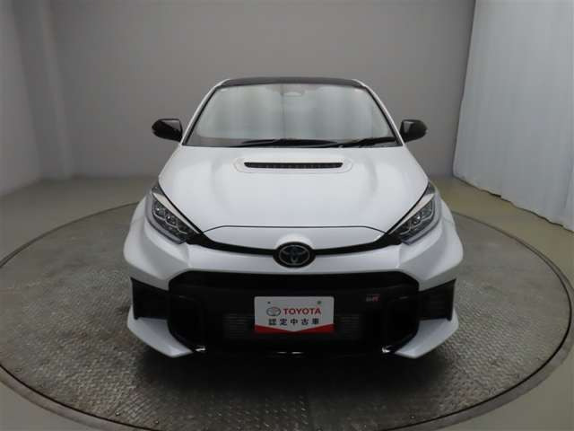 GRヤリス1.6 RZ ハイ パフォーマンス + エアロ パフォーマンス パッケージ GR-DAT 4WD