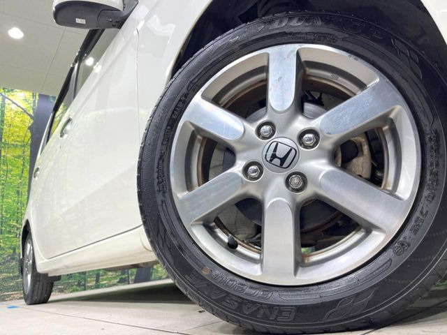 �y����14�C���`�A���~�z�C�[���z�O�ςɃ}�b�`���������A���~�z�C�[���𑕒����Ă���܂��B�e��ЊO�A���~�z�C�[����A�X�^�b�h���X�^�C�����戵�����Ă���܂��B���񂲑��k����������