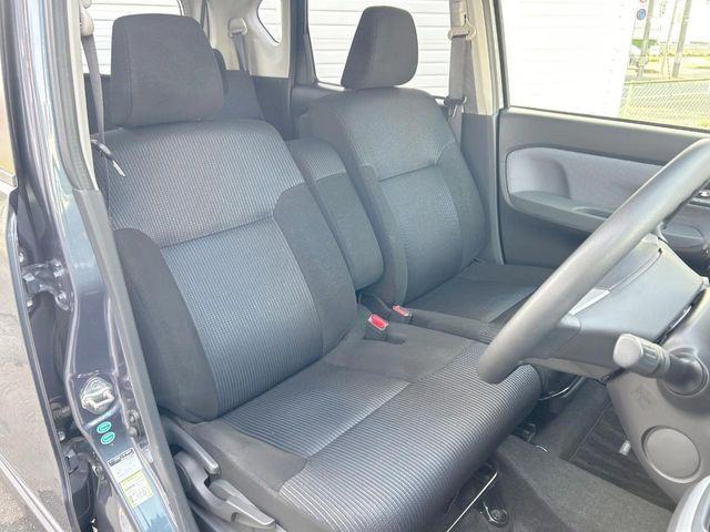 �^�]�Ȃ܂��ɂ͏\���ȃX�y�[�X������A�啿�ȕ��ł��������^�]���Ă�����������ł��B