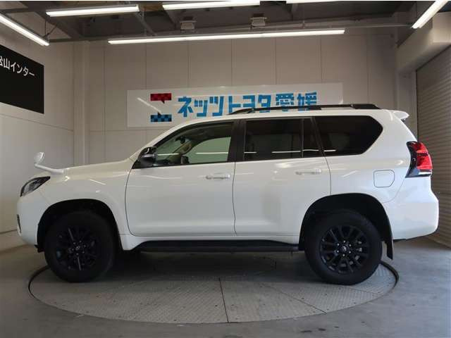 ランドクルーザープラド2.7 TX Lパッケージ マットブラック エディション 4WD