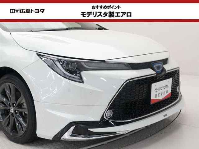 カローラ1.8 ハイブリッド W×B