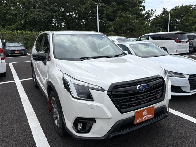 フォレスター1.8 STI スポーツ 4WD