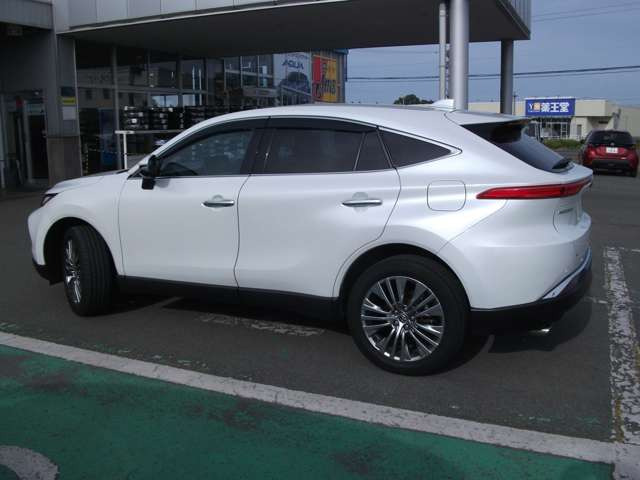 ハリアー2.5 ハイブリッド E-Four Z レザーパッケージ 4WD