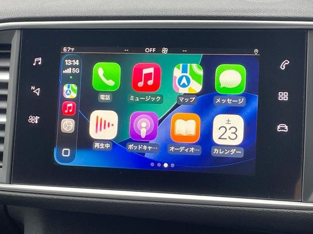 ��Apple Car Play:�X�}�z�Ƃ̗L���ڑ��ŁA�i�r�E�I�[�f�B�I�Đ��ȂǃX�}�z�̃A�v���@�\����ʂł��g����֗��@�\�ł�!