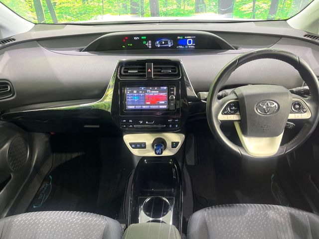 プリウス1.8 S セーフティ プラス