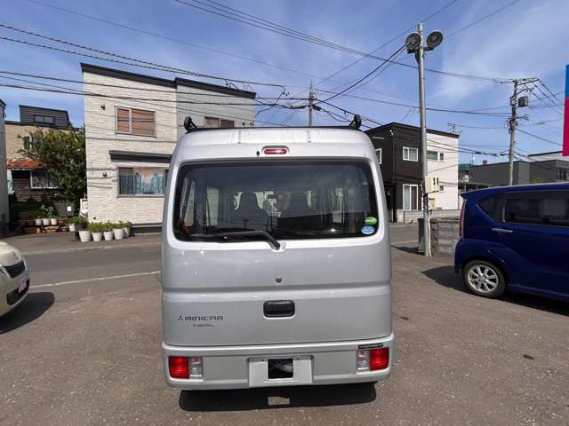 �h�T�r���H�A�V���[�V�u���b�N�����ГƎ��̋����̉��i�ŏ����Ă���܂��B���񂲑��k���������܂��B