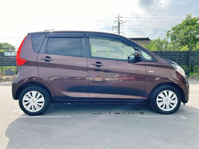 お客様のご予算帯に合わせたお車を常時100台以上取り揃えています!当社のスタッフがお客様のお車選びをしっかりサポートしご提案させていただきます!