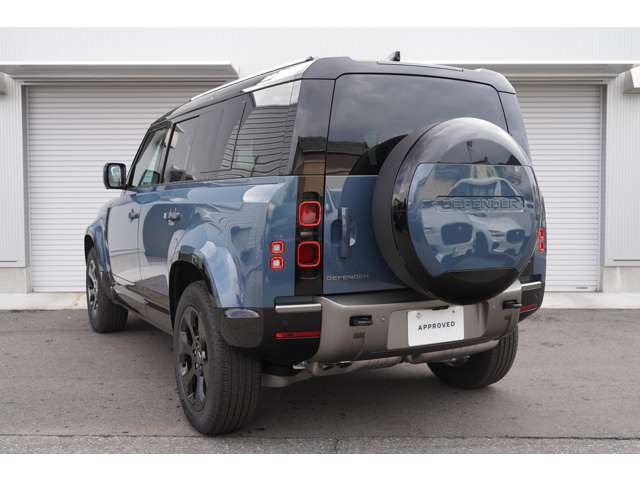 ディフェンダー110 X ダイナミック HSE 3.0L D350 ディーゼル 4WD