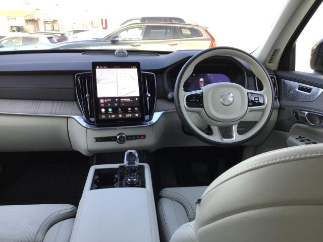 XC90ウルトラ T8 AWD プラグインハイブリッド 4WD