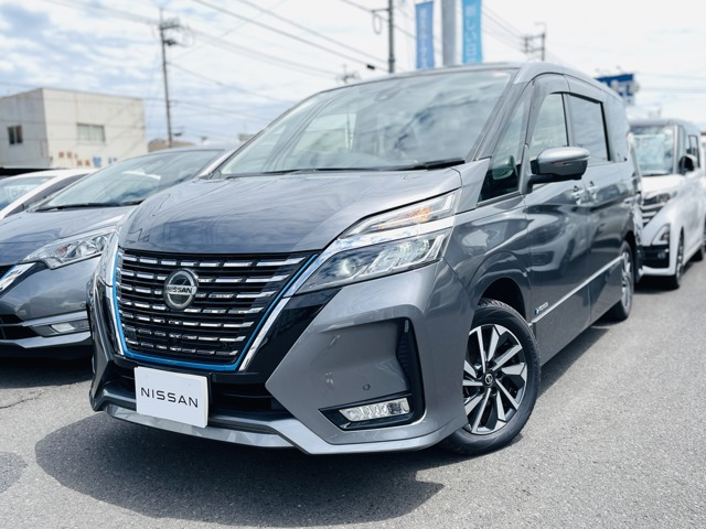 セレナ1.2 e-POWER ハイウェイスターV