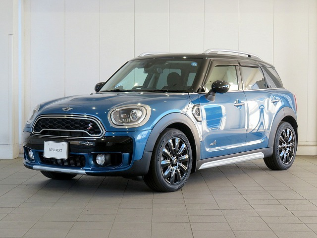 ミニクロスオーバークーパー SD オール4 4WD