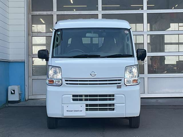NV100クリッパーDX ハイルーフ 5AGS車 4WD