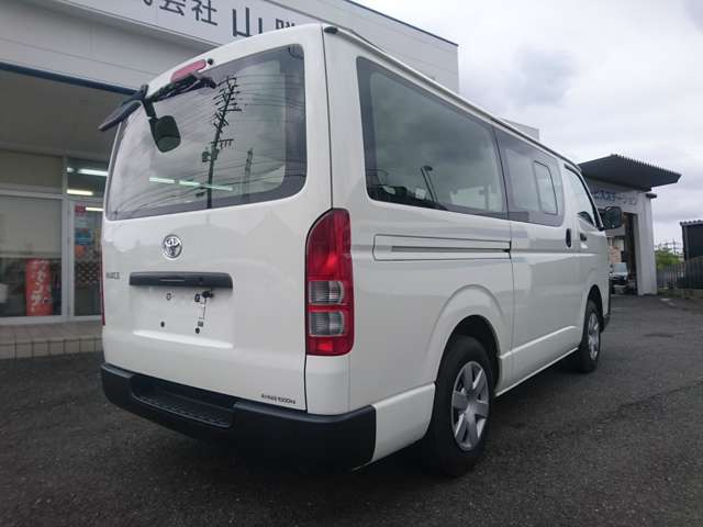 ハイエースバン2.8 DX ロング ディーゼル 4WD