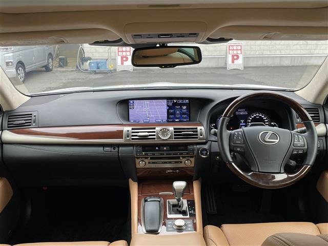 LS600h バージョンC Iパッケージ 4WD