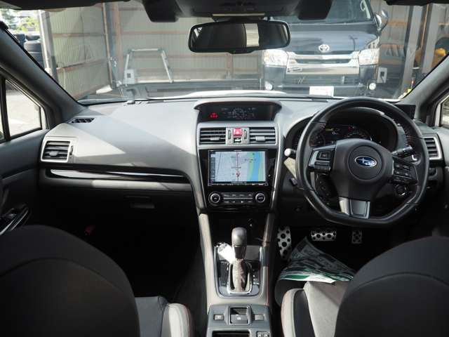 WRXS4 2.0 GT-S アイサイト 4WD