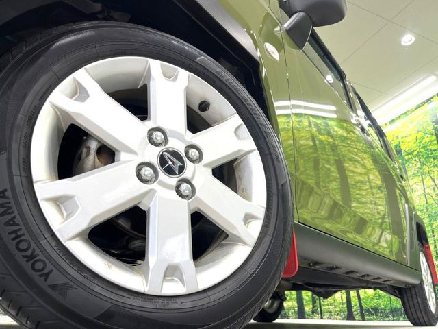 �y����15�C���`�A���~�z�C�[���z�O�ςɃ}�b�`���������A���~�z�C�[���𑕒����Ă���܂��B�e��ЊO�A���~�z�C�[����A�X�^�b�h���X�^�C�����戵�����Ă���܂��B���񂲑��k����������