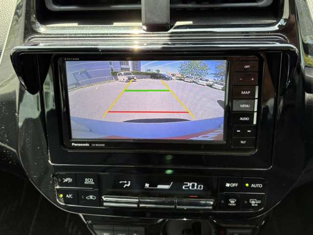 プリウス1.8 S ツーリングセレクション E-Four 4WD