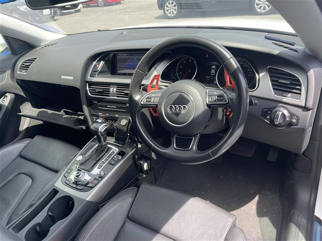 A5スポーツバック2.0 TFSI クワトロ 4WD