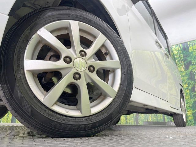 �y�����A���~�z�C�[���z�O�ςɃ}�b�`���������A���~�z�C�[���𑕒����Ă���܂��B�e��ЊO�A���~�z�C�[����A�X�^�b�h���X�^�C�����戵�����Ă���܂��B���񂲑��k����������