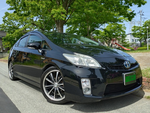 プリウス1.8 S