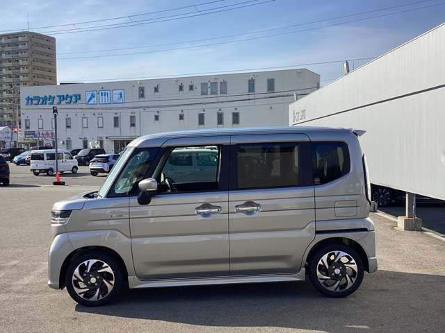 フレアワゴンカスタムスタイル XS 4WD