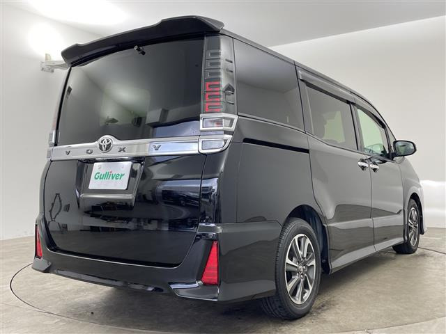 ヴォクシー2.0 ZS 煌