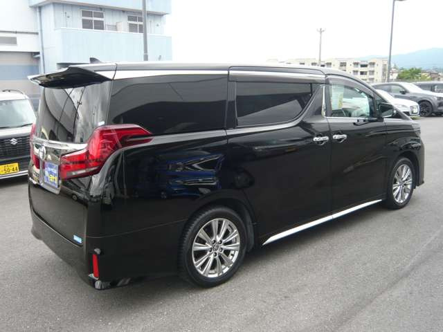 ★保証付で安心して乗って頂けます★万一の納車後の不具合が発生した場合は保証書の規定にそって自社工場で迅速に対応します!県外の方は、最寄のディーラーまたは当社指定工場を手配いたします★