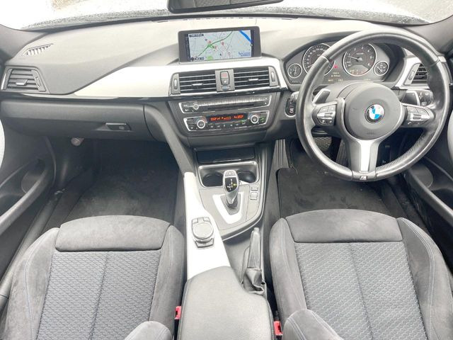 3シリーズツーリング320d Mスポーツ