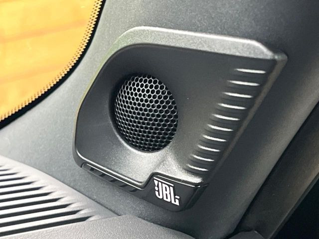 �yJBL�T�E���h�V�X�e���z�[���̃i�r�@�\�͂������A���x�ȃ`���[�j���O�\�͂����ڂ���Ă���A�������ȉ��y�����y���݂��������܂���